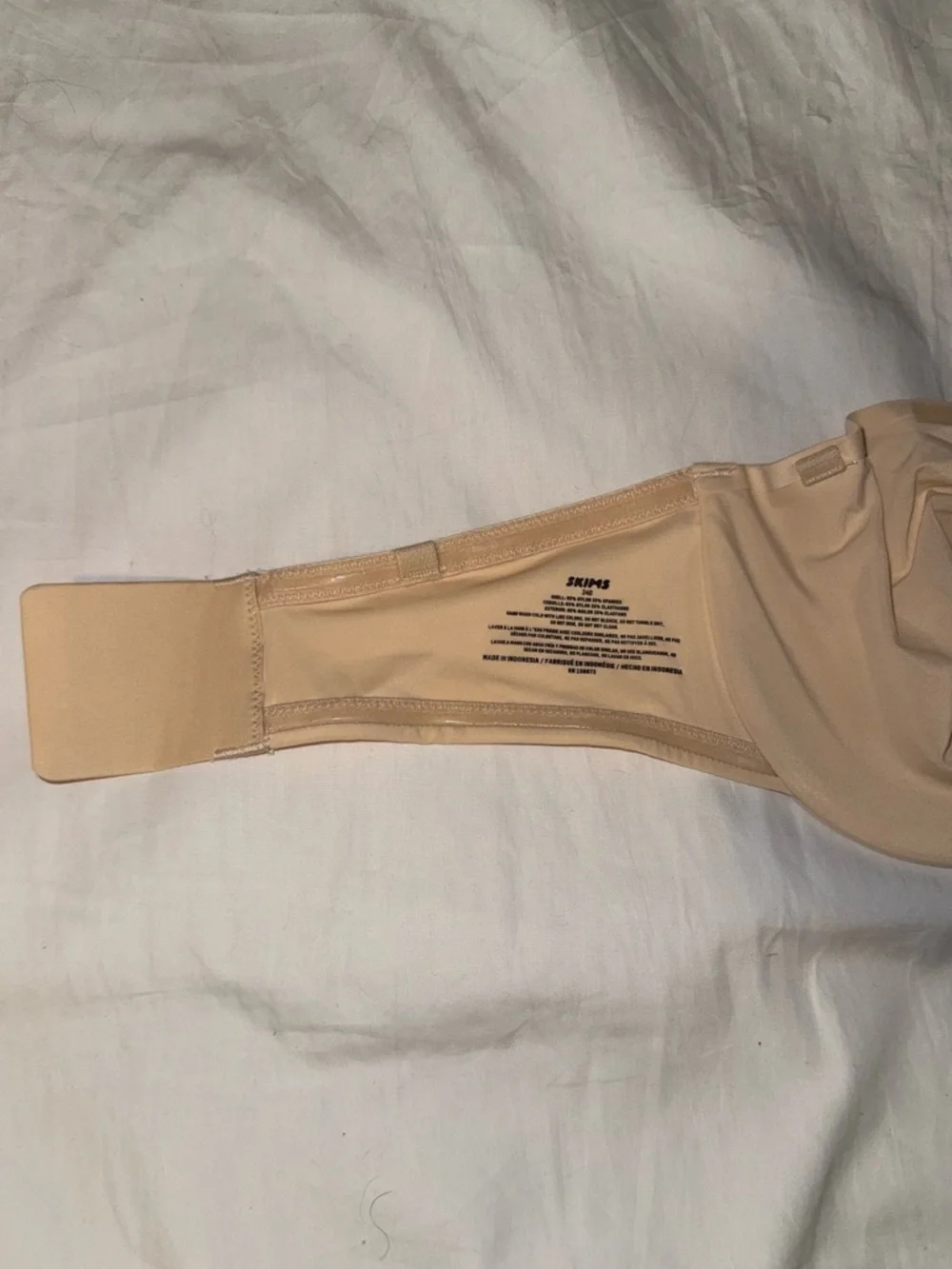 SKIMS Strapless Bra in Nude Size 34D - Picture 3 of 4